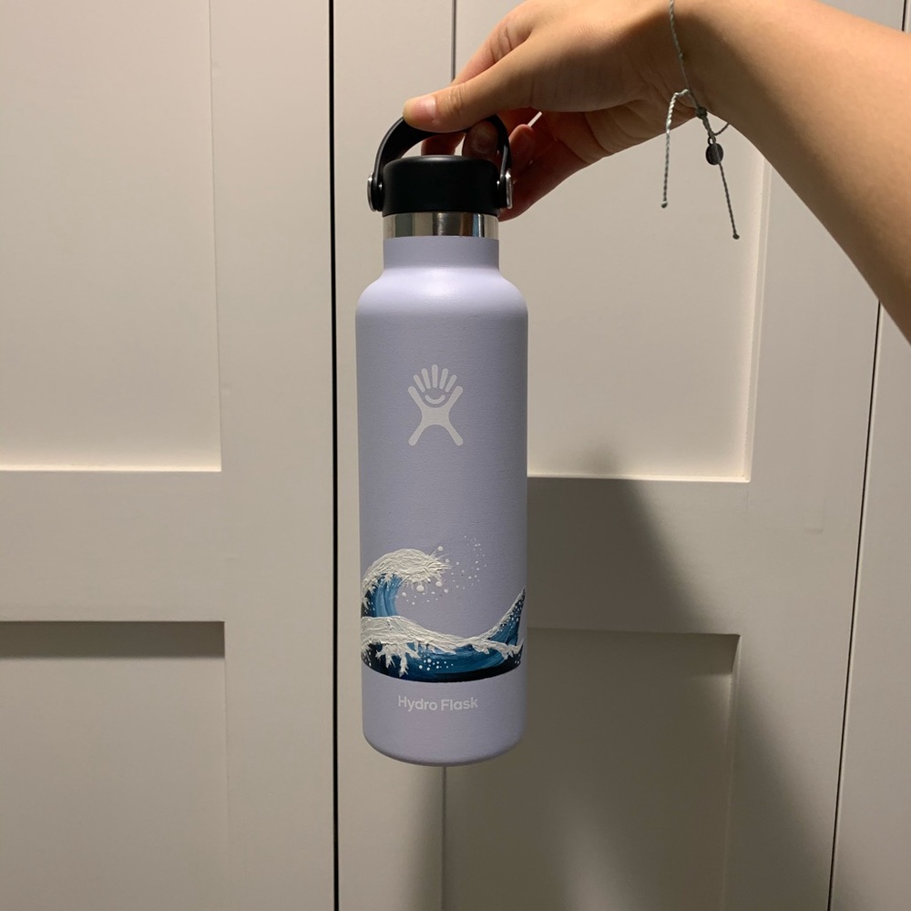 Hand painted hydroflask - Picture 1 of 1